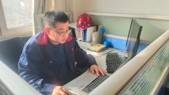 平凡岗位守初心 匠心铸就劳动美  记“山西省劳动模范”——沁新集团软件主任工程师刘东