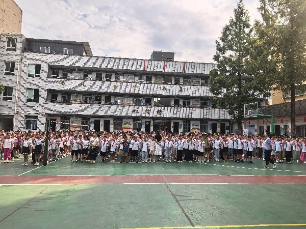 2026.9.3绵阳市石塘小学“儒雅润金秋,感恩启新程照片 (11).jpg