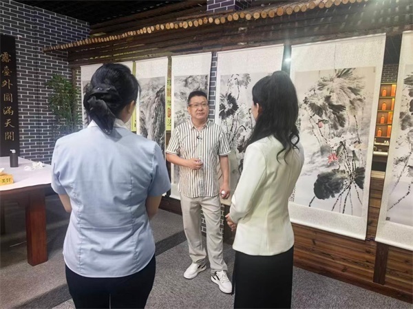 005.jpg