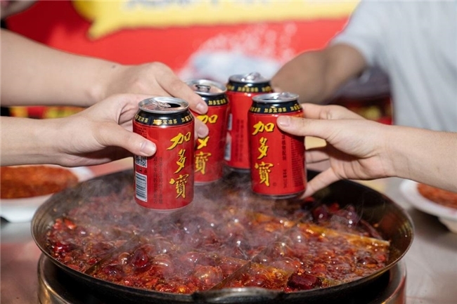 美食随旅途,红罐伴欢聚:加多宝陪你寻味黄金周 美食随旅途,红罐伴欢聚:加多宝陪你寻味黄金周