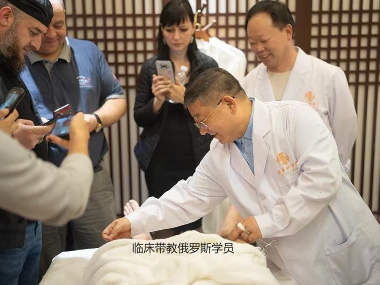 妙手银针行天下——中医李云海 情系故土 匠心传承